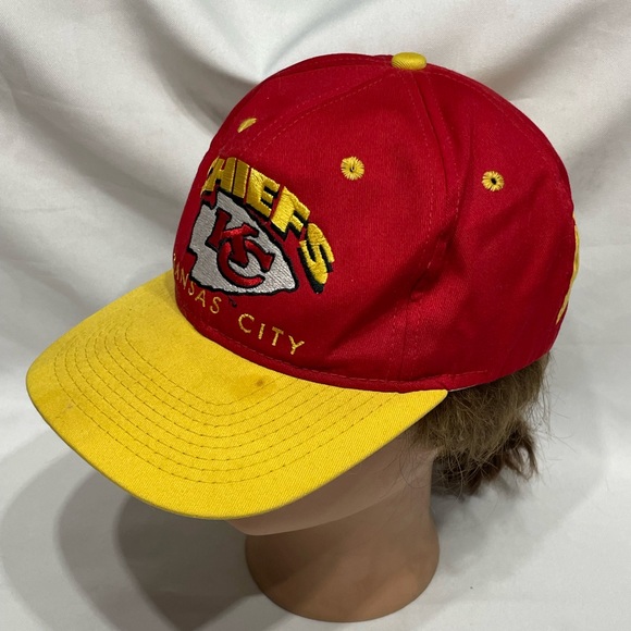 VINTAGE NFL Kansas City Chiefs baseball hat snap back cap great condition - Picture 3 of 9